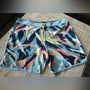 Quiksilver Men’s Dryflight Water Repellent Board Shorts